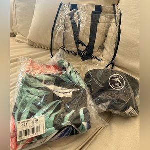 Tommy Bahama golf set
